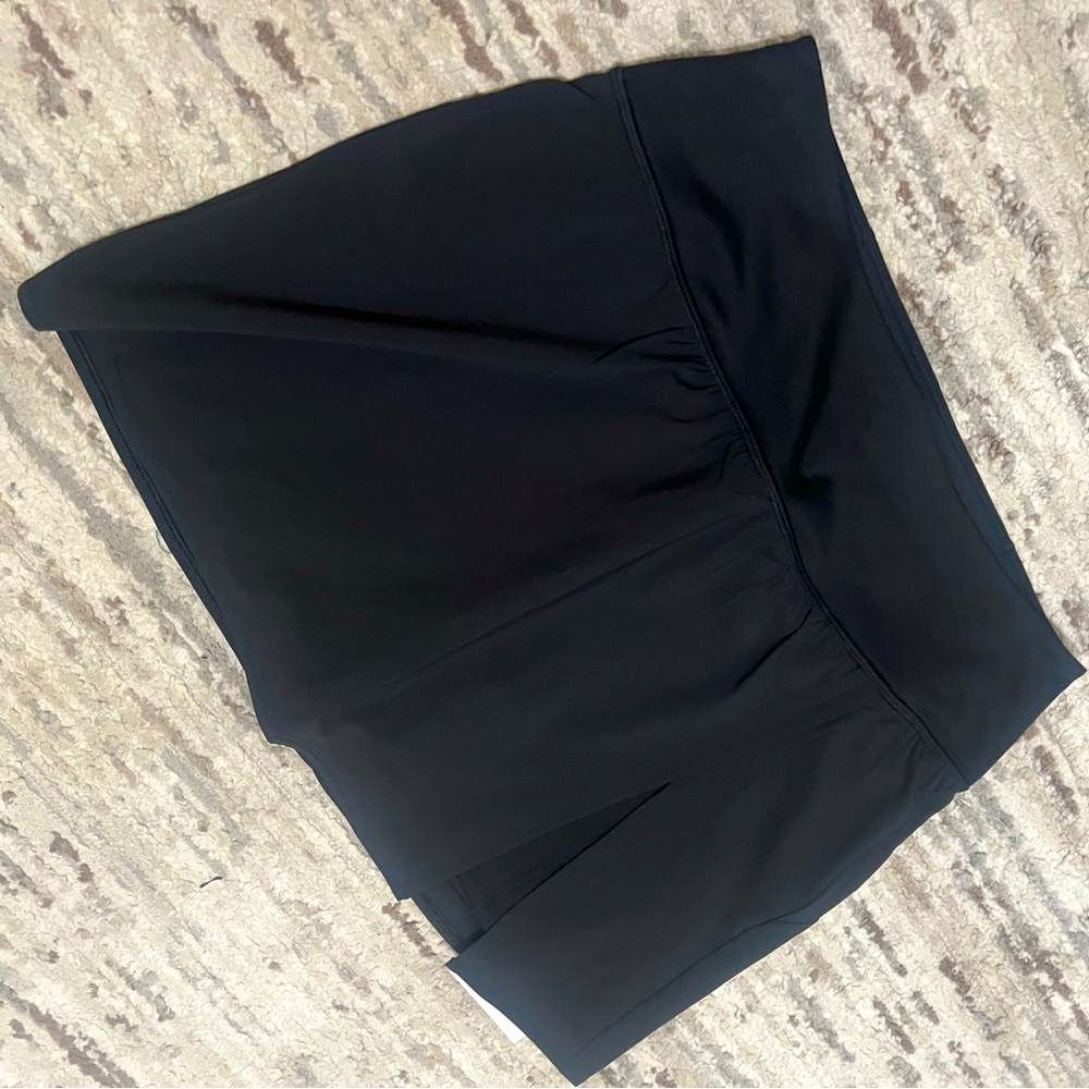 North Face skort. Black. Size Medium